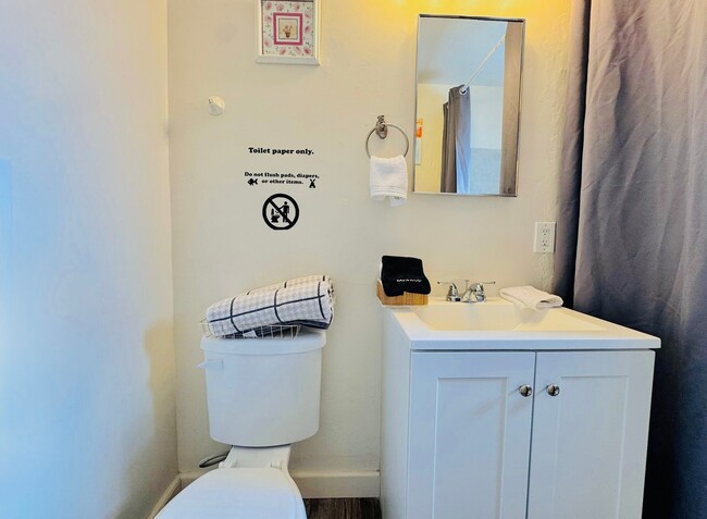 Photo - 2811 Dracena St