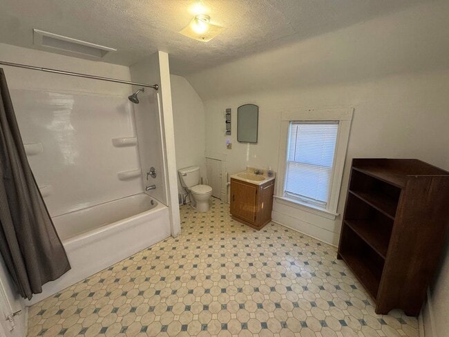 Photo - 1722 1st Ave S