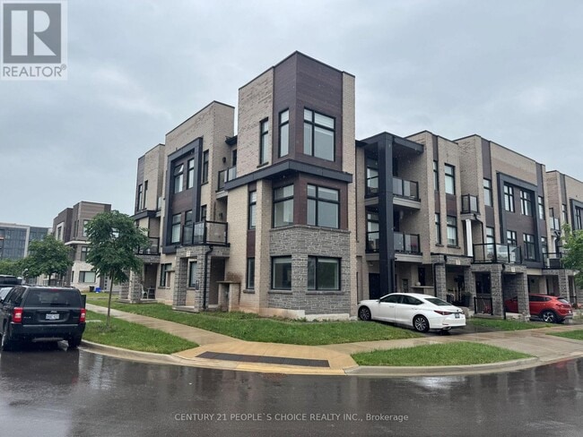 Photo - 2518 Littlefield Cres