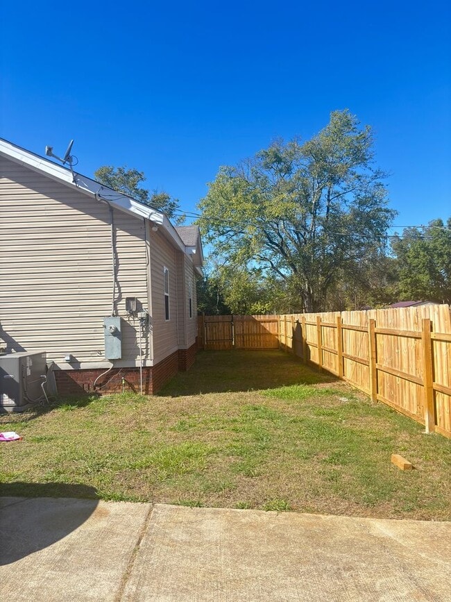 Photo - 1501 Princeton Ave SW