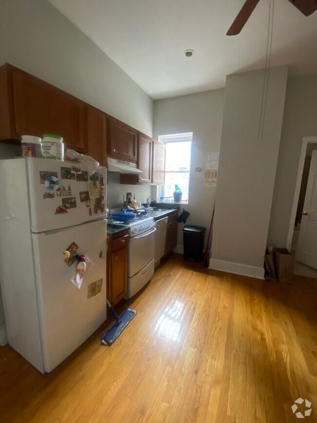 Building Photo - 50 Gardner St Rental