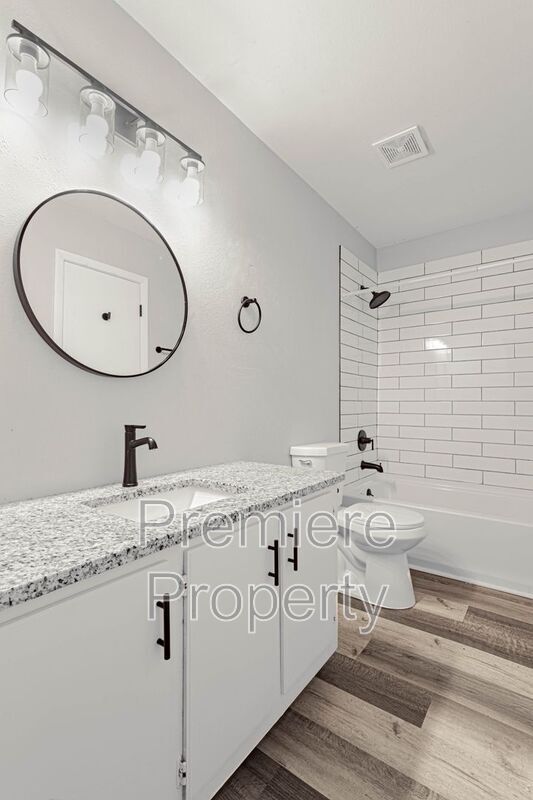 Photo - 3910 E 123 Terrace