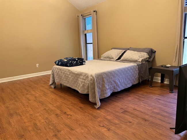 Photo - 1026 St John Dr