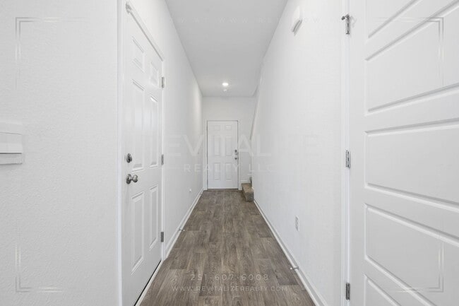 12807 Philadelphia Blvd