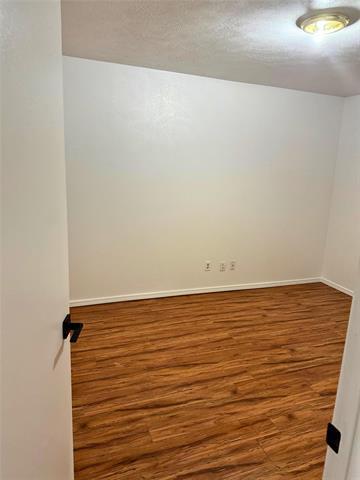 Photo - 1425 Coffeyville Trail