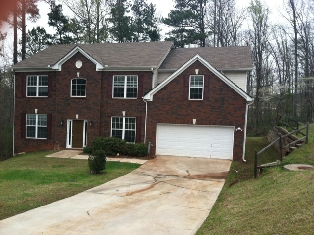 4 bed and 2.5 bath in Lithonia! - 4 bed and 2.5 bath in Lithonia! House