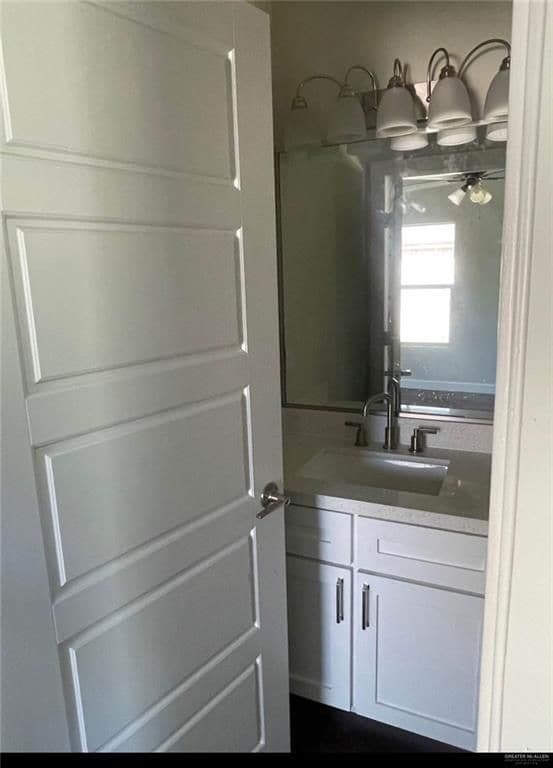 Photo - 213 W Fay St