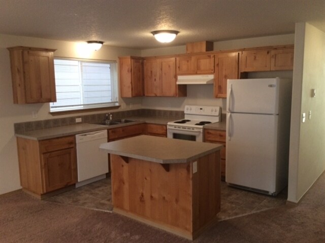 Photo - 465 Donna Dr