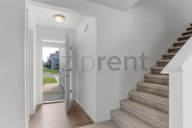 Photo - Unit