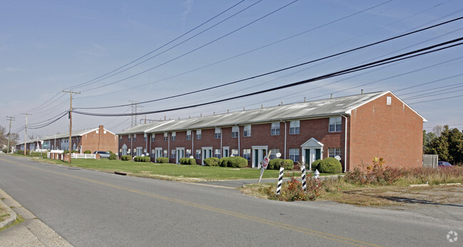 Building Photo - Lawndale Farms Rental