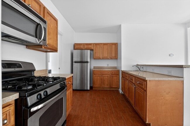 Photo - 359 Palisade Ave Unit 2L