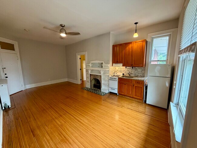 4380 Central Ave
