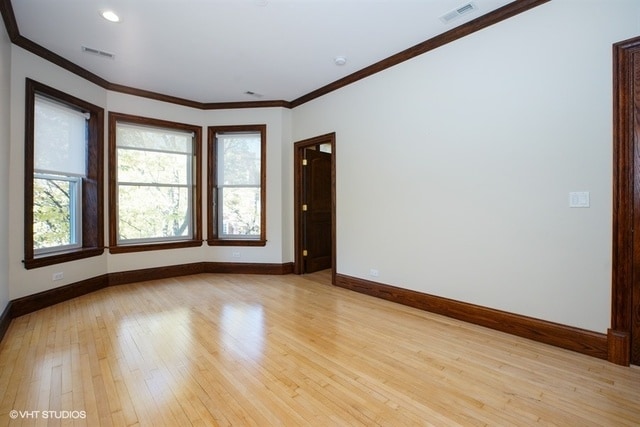 Photo - 2327 N Southport Ave Unit 2