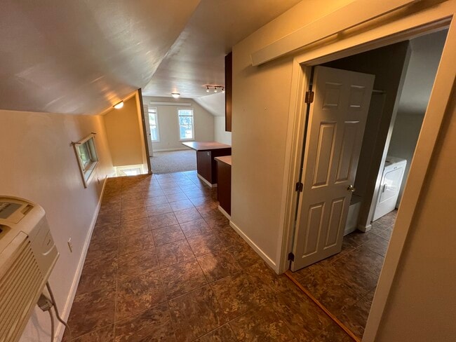 Photo - 310 Ash St