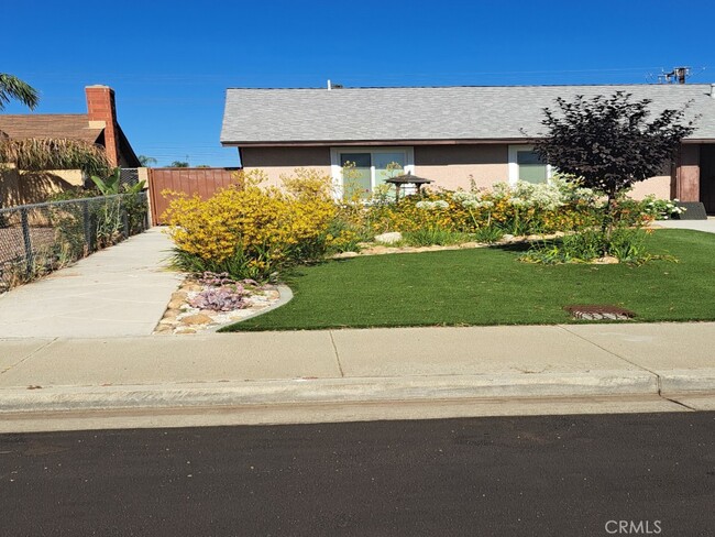 Photo - 14901 Silvertree Rd Condo