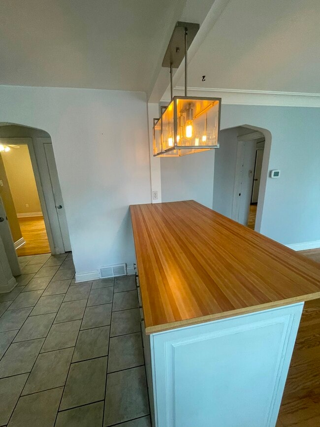 Photo - 601 Frederick St