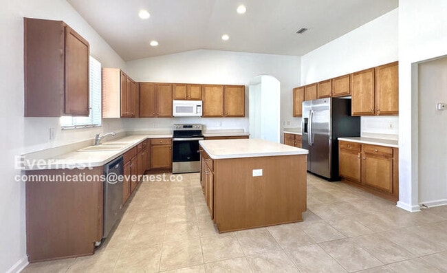 Photo - 692 Sea Holly Dr