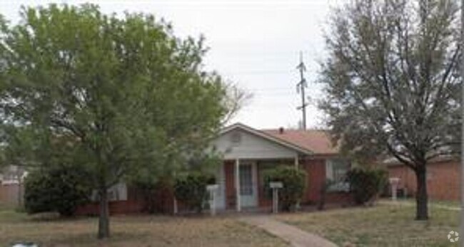 Building Photo - 3309 S 27th St Rental