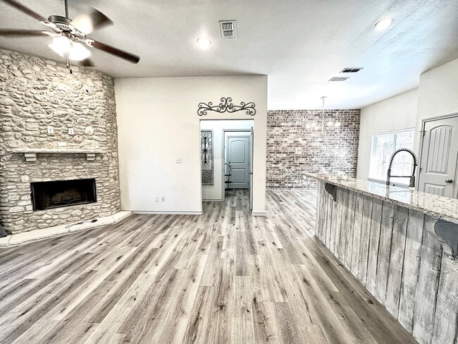 Photo - 10407 Homestead Ave