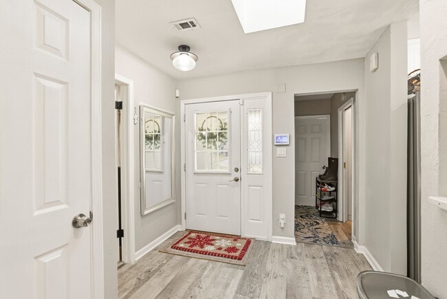 Photo - 3235 Mound Dr