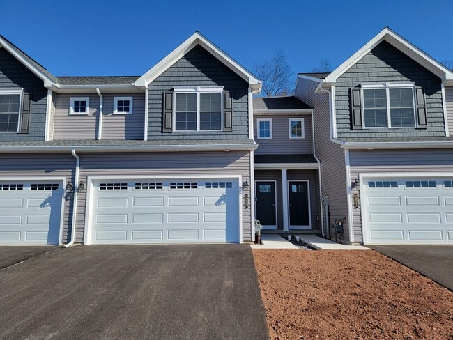 Photo - 107 Magnolia Dr Townhome