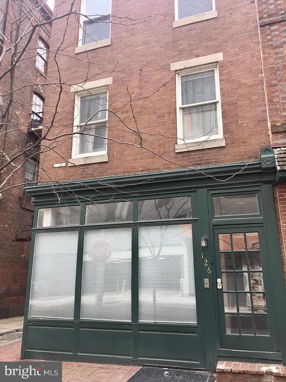 Building Photo - 126 Arch St