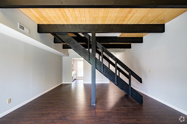 2BD, 1BA - 600-1,100sf