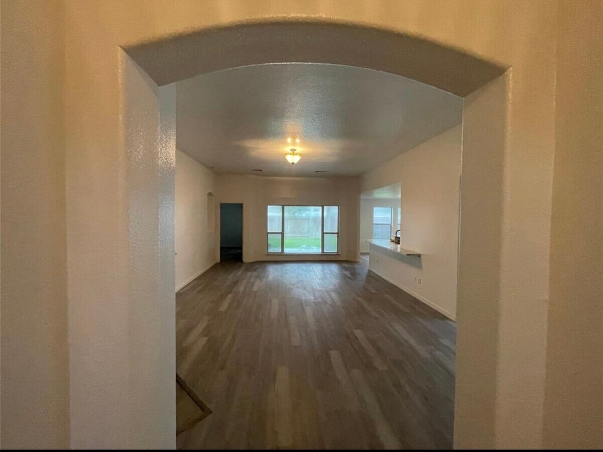 Photo - 21338 Hadrian Dr