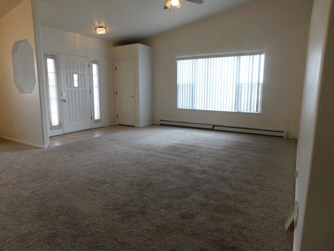 Photo - Spacious in Fruitvale