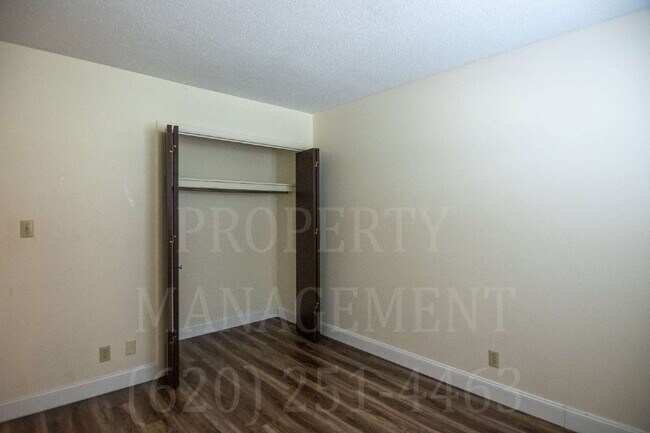 Photo - Charming 2-Bedroom Oasis in the Heart of Coffeyville Unit Apartment E