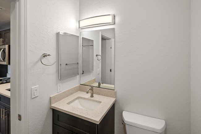 Photo - 1824 Kestrel Cir