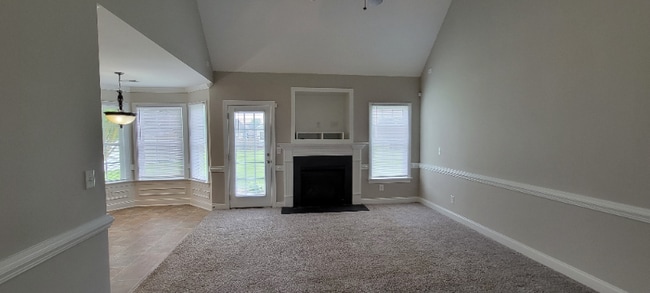 Photo - 329 Lafollette Dr