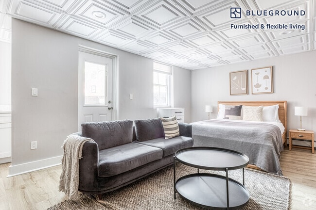 Building Photo - 499 Beacon St Rental