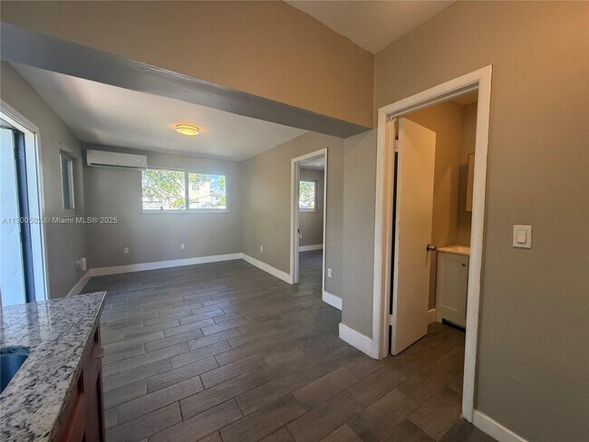 Photo - 2343 NW 14th St Unit 2343