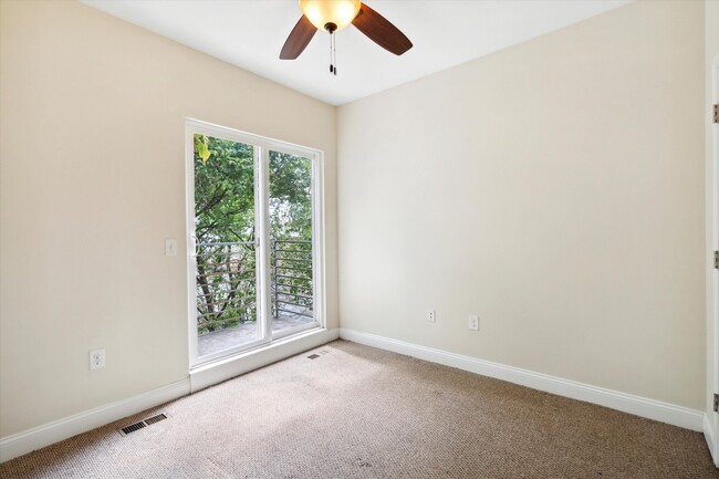 Photo - 1832 W Montgomery Ave Unit B