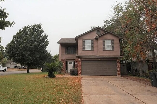 FRONT OF HOUSE - 1105 sorrel ct