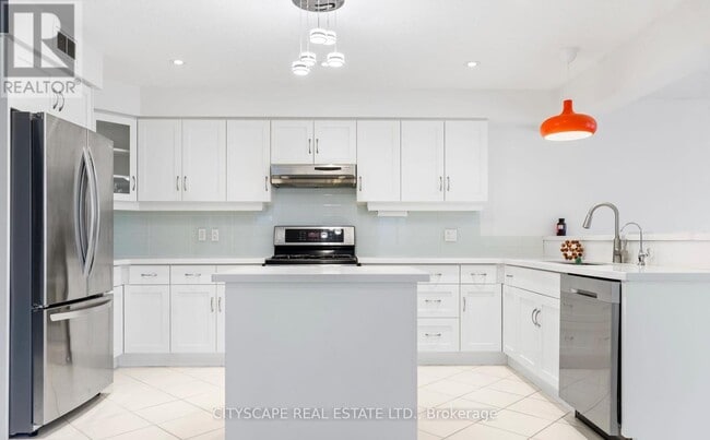 Photo - 1831 Reilly Walk