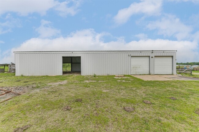 Photo - 15320 Mound Rd
