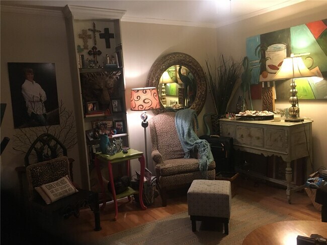 Photo - 101 S W Ave Unit A1