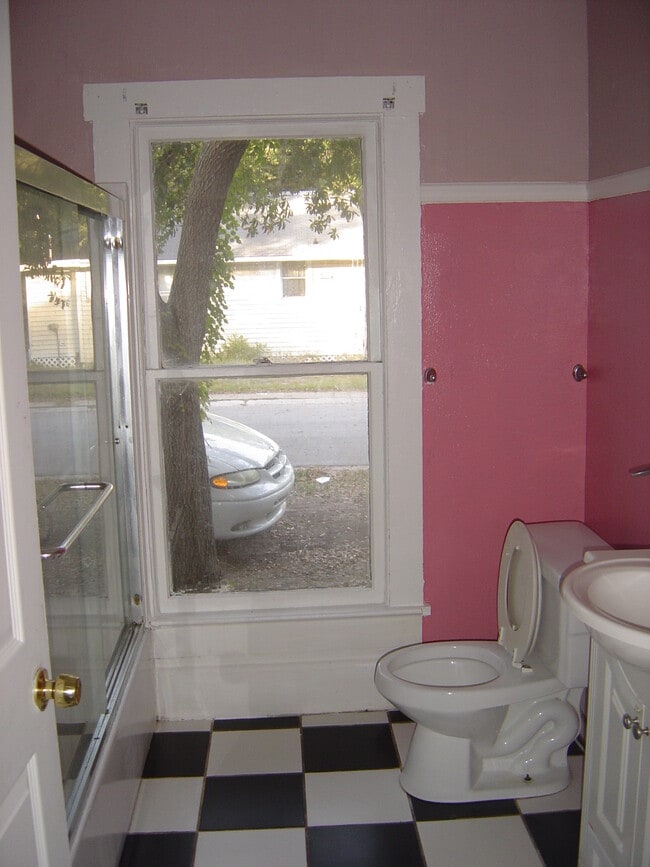 Photo - 311 Pennsylvania Ave