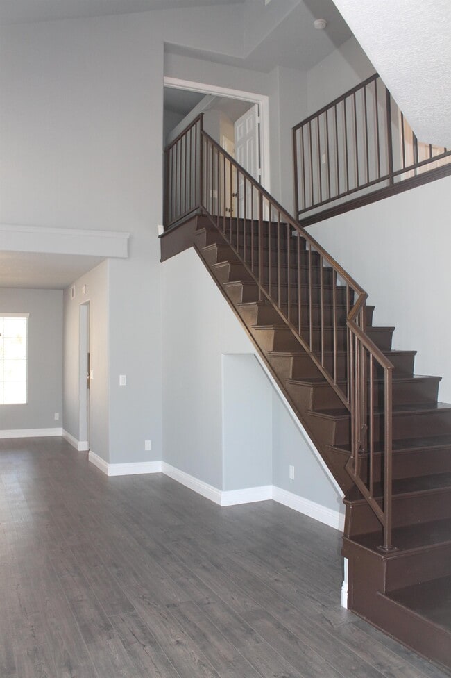 Photo - 528 S Tomsik St