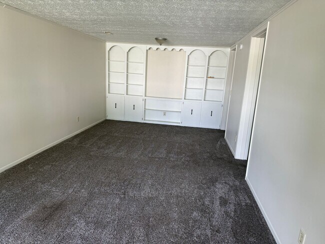 Photo - 161 Mill St SW Unit B1