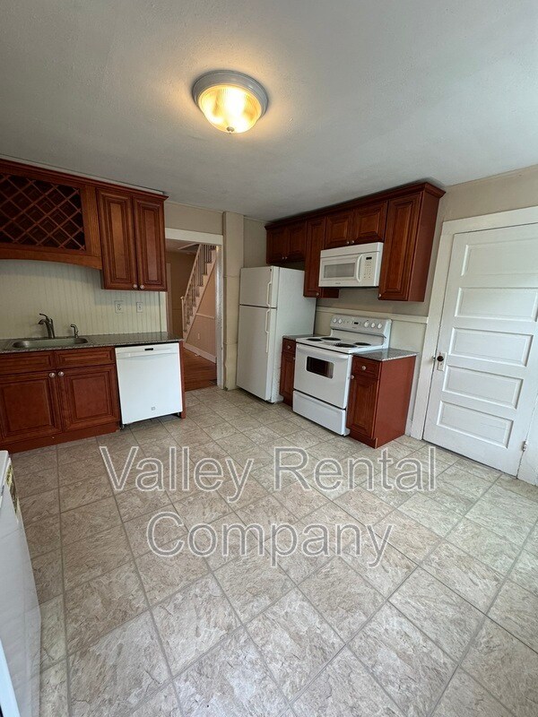 Photo - 46 Old Amherst Rd