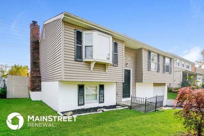 Photo - 2168 Jade St