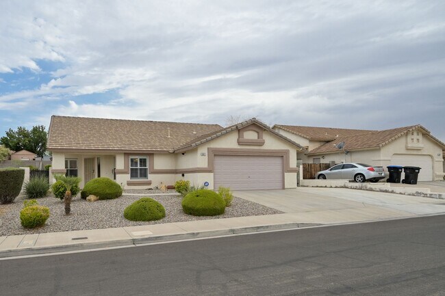 561 Pacer Terrace