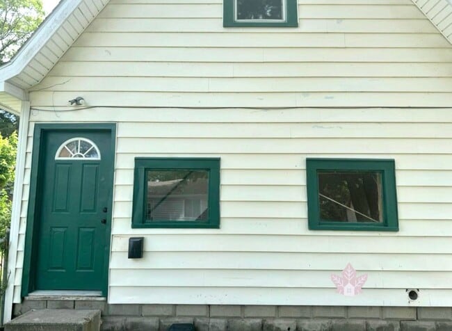 Photo - Peaceful 1-Bedroom Retreat with Private Yard