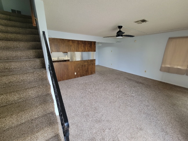 Photo - 8716 W University St Unit C