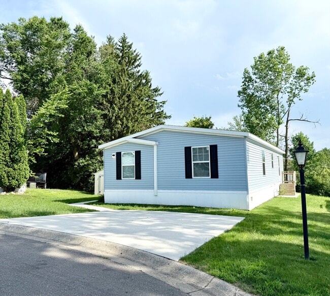 Photo - 9345 White Pine Ct