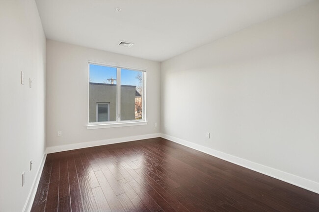 333 Central apartments — community photo
