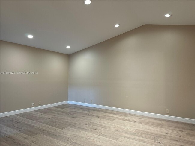 Photo - 2208 Charleston